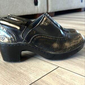 Ariat Bradford distressed leather clogs boots size 8.5